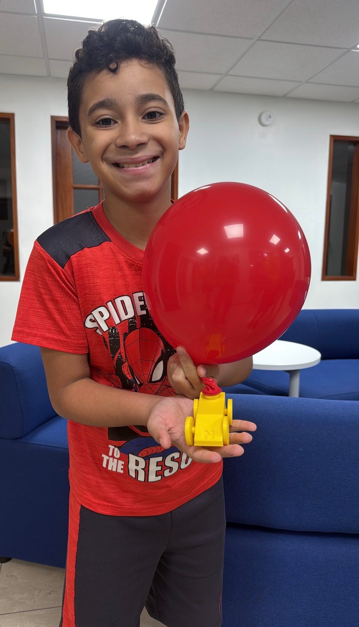 Niños aprendiendo diseño e impresión 3D en Bayamón, Puerto Rico
